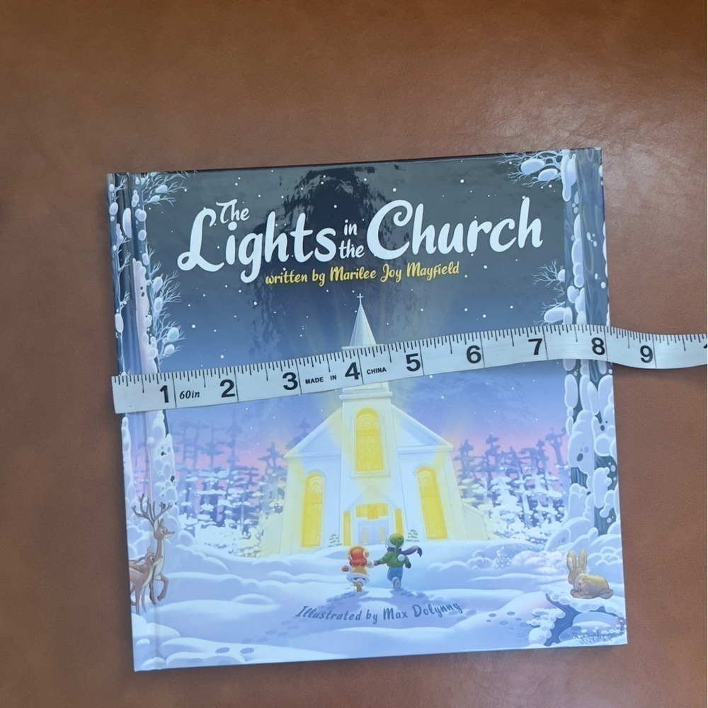 The Lights In The Church Christmas Children's Book for Toddlers and Kids New - Picture 6 of 6